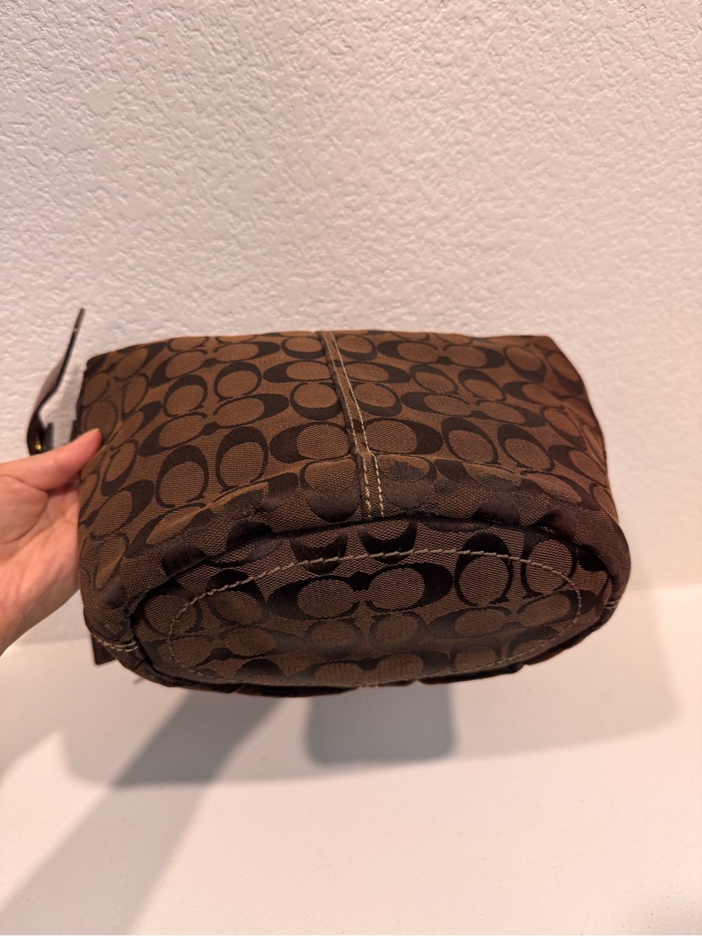 Coach Bucket Bag - Picture 5 of 8